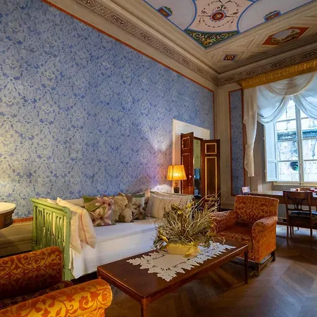 Palazzo Rocchi - Residenza D'epoca Bed and breakfast 3*