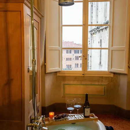 Nocleg ze śniadaniem Palazzo Rocchi - Residenza D'epoca 4*