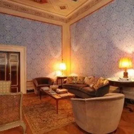 Palazzo Rocchi - Residenza D'epoca Lukka