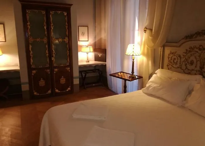 فندق مبيت وإفطار Palazzo Rocchi - Residenza D'epoca 4*