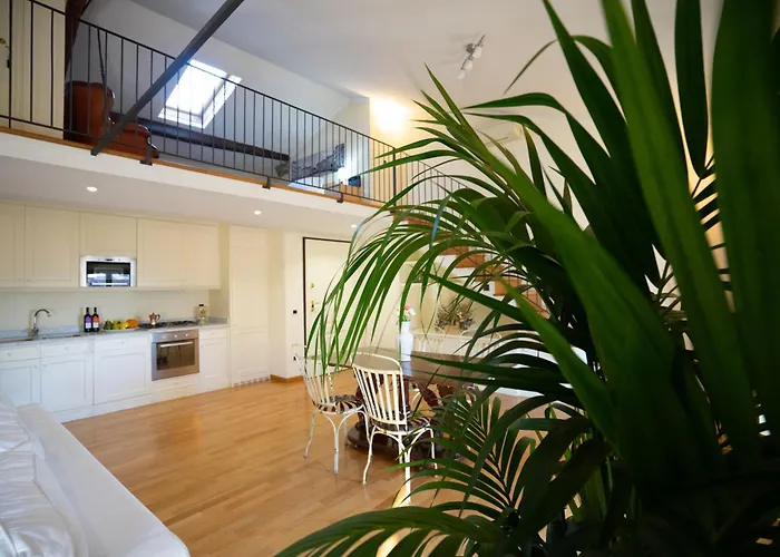 Palazzo Rocchi - Residenza D'epoca فندق مبيت وإفطار لوكا