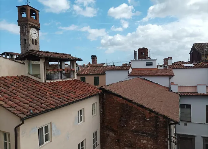 فندق مبيت وإفطار Palazzo Rocchi - Residenza D'epoca لوكا